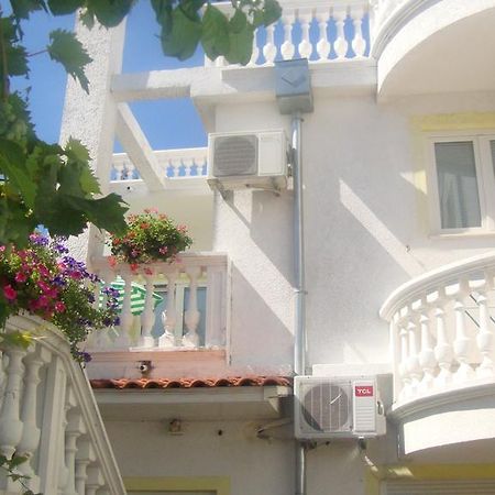 Apartments Vodice Marica المظهر الخارجي الصورة
