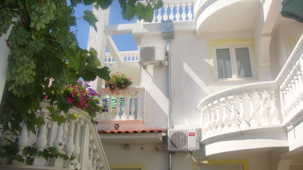 Apartments Vodice Marica المظهر الخارجي الصورة